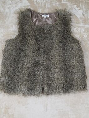 Roommates Faux Fur Vest